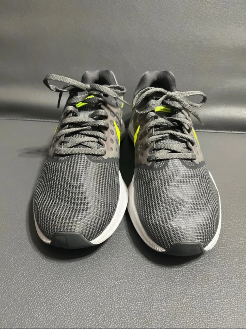 Nike Downshifter men’s 8